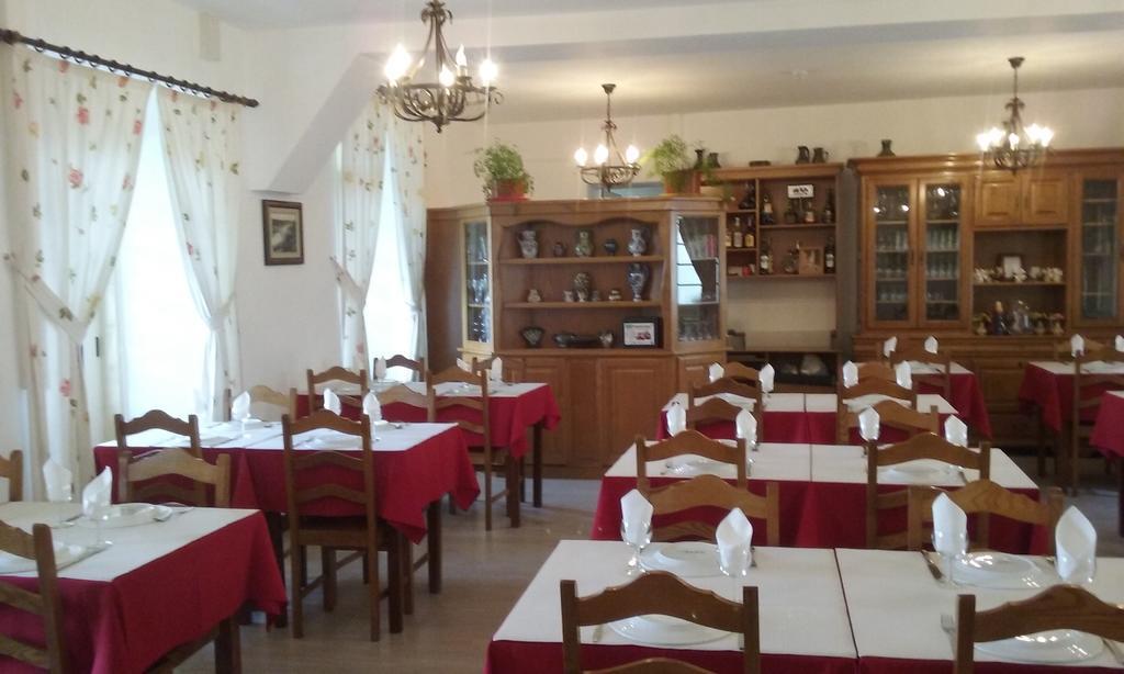 Pensao Avenida Hotel Penacova Eksteriør billede