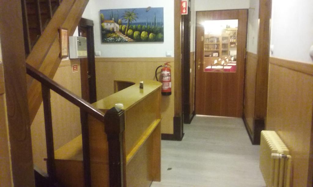 Pensao Avenida Hotel Penacova Eksteriør billede